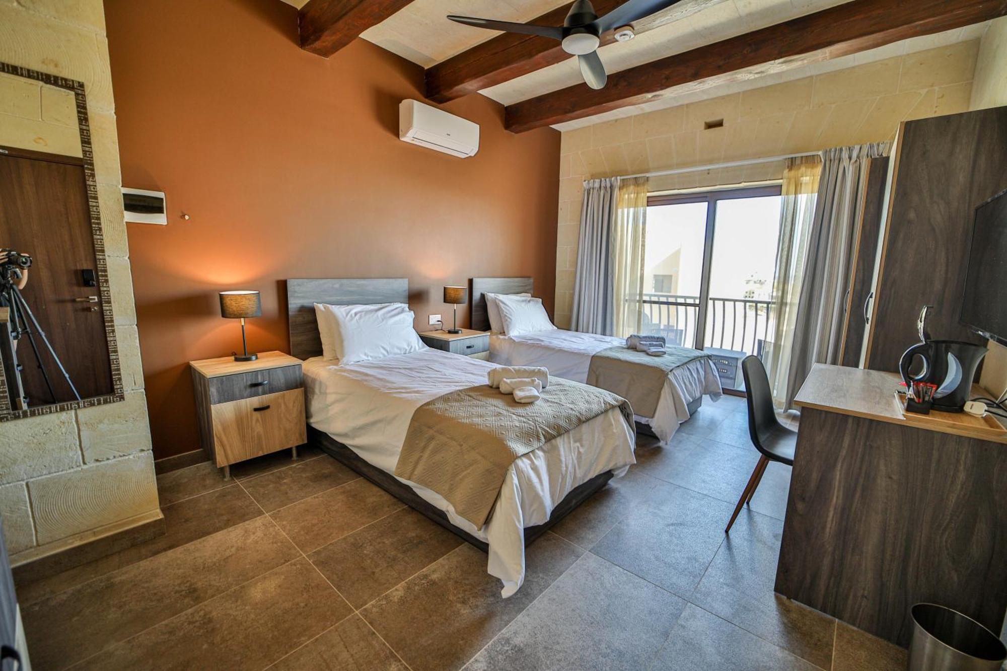49 Sunrise Lodge Ghajnsielem Ngoại thất bức ảnh